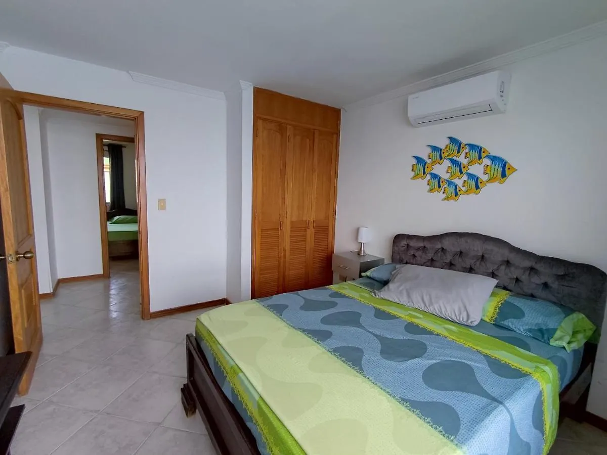 Edf. Penon Del Rodadero Santa Marta  Colombia